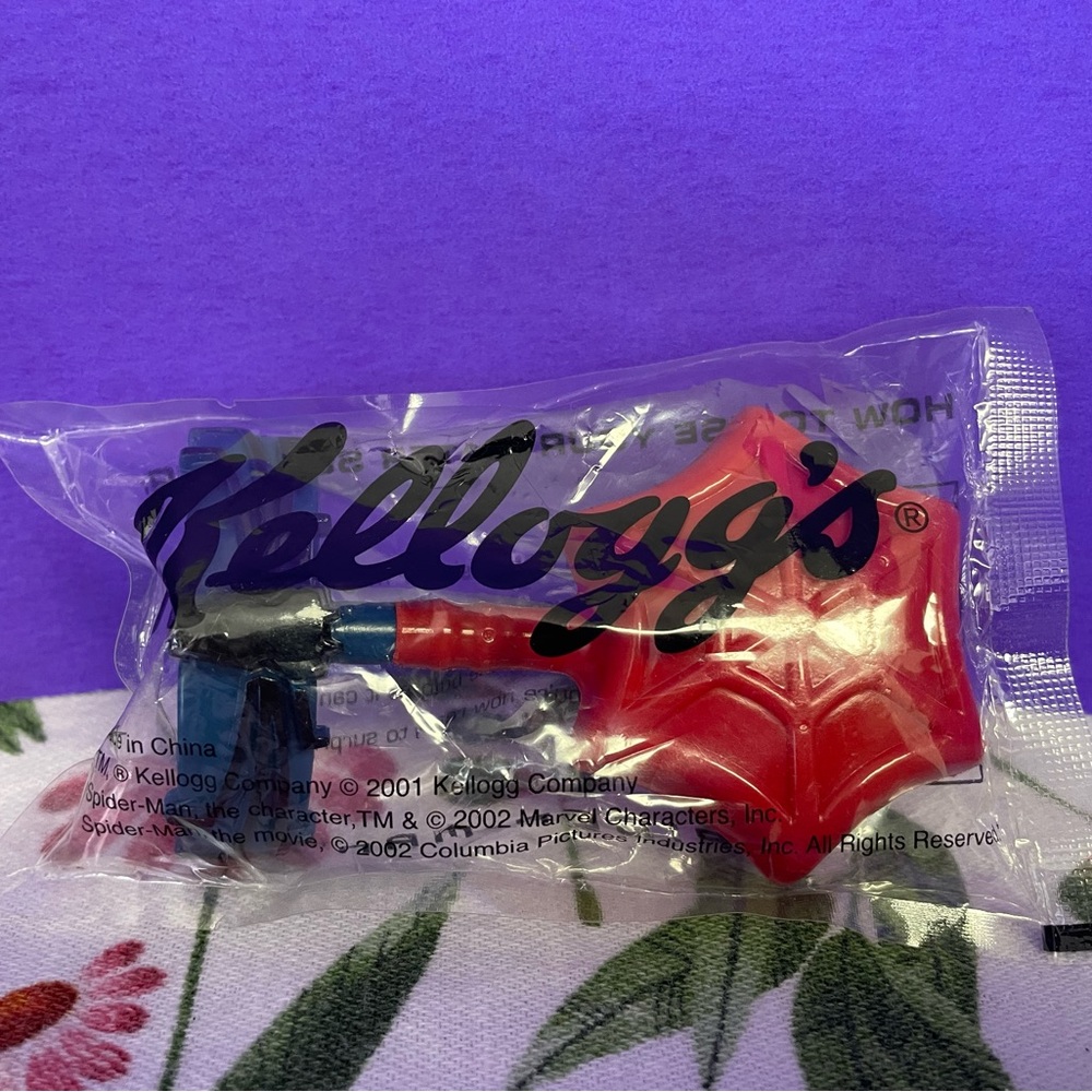 Kellogg's Spider-Man Toy Red and Blue